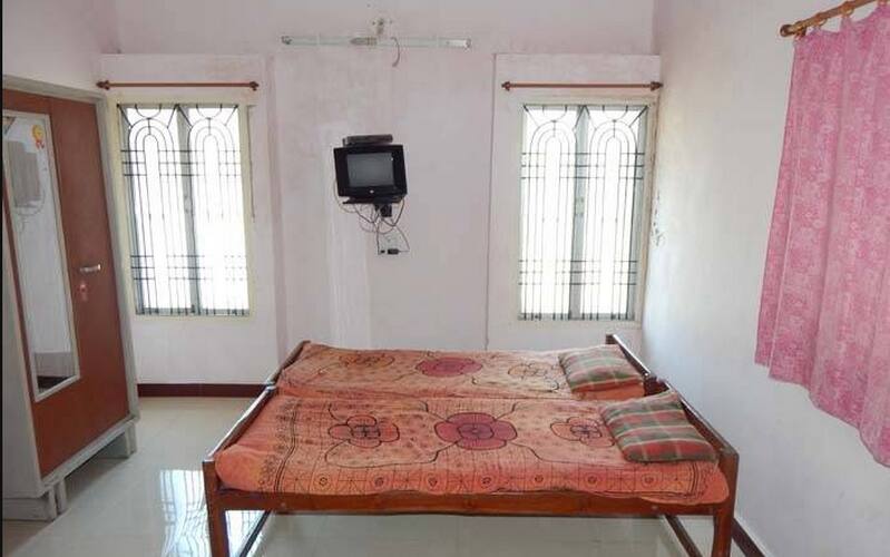 Keyoor Guest House, Alibaug 5